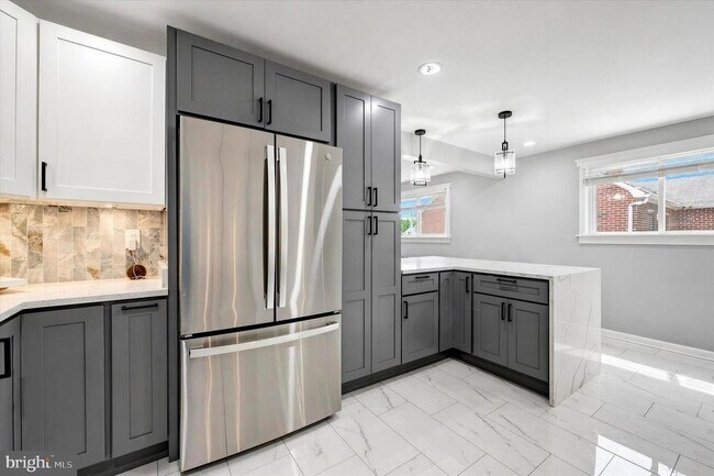 Foto del edificio - 1806 Middleborough Rd