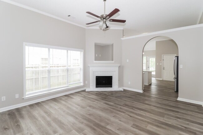 Foto del edificio - 8645 Valmont Cir