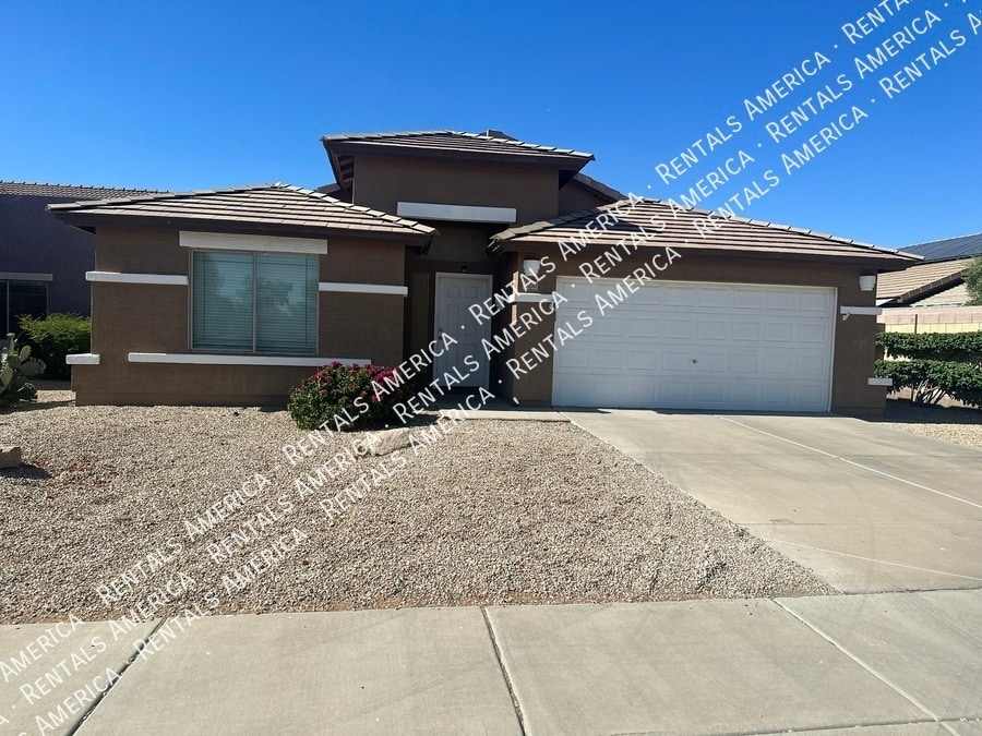 Foto principal - 3050 E Cherry Hills Pl