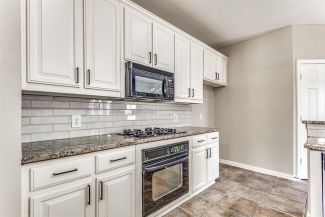 Building Photo - 15704 Grove Crest Dr