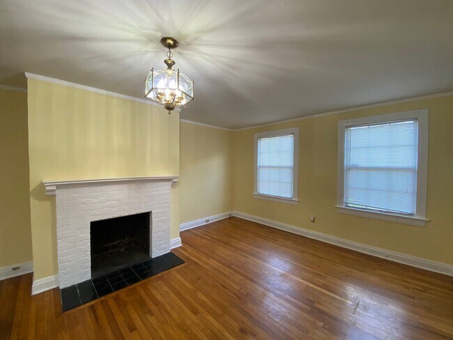 Building Photo - 2882 Remington St
