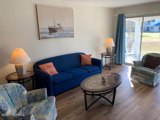 Foto del edificio - 10155 Beach Dr SW