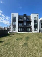 Building Photo - 542 Southgate Ave