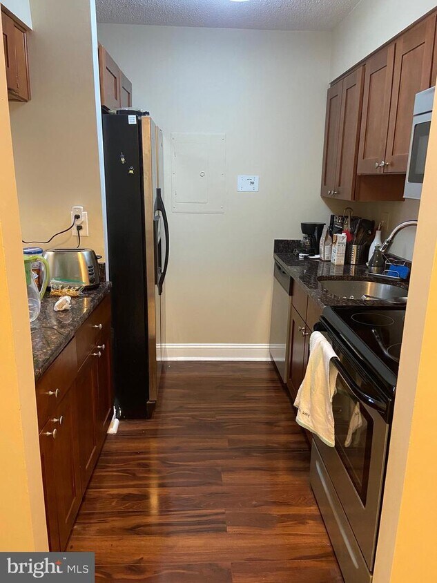 1808 Old Meadow Rd Unit 703, McLean, VA 22102 Apartment for Rent in