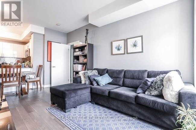 Building Photo - 3560 St Clair Ave E