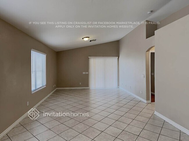 Foto del edificio - 3413 Travelers Ct