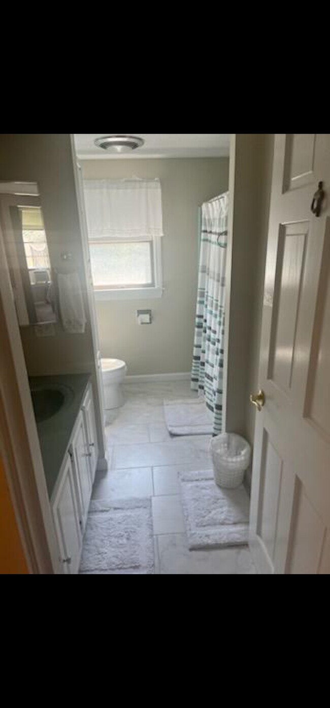 81 MacArthur Blvd Unit 2, South Kingstown, RI 02879 Apartments in