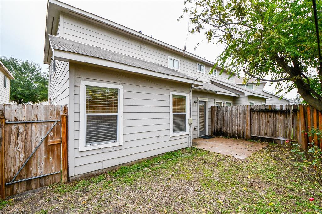 Foto del edificio - 1115 Eden Park Ln