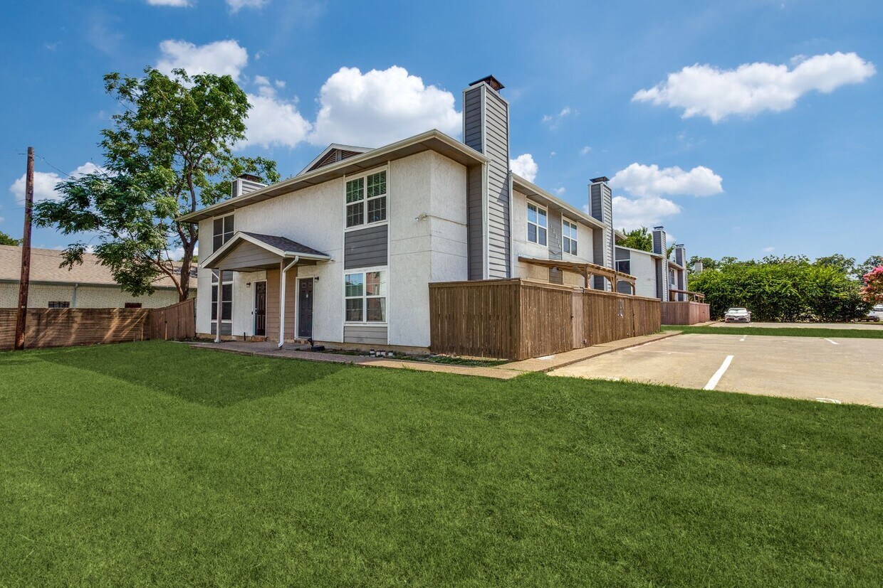 Foto principal - 13314 Goodland Pl