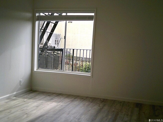 Building Photo - 4725 Irving St