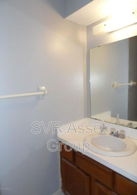 Foto del edificio - 6024 Duclay Rd