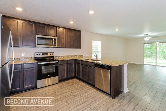 Foto del edificio - 1195 Siboney St NW