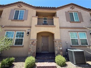 Building Photo - 508 Ylang Pl