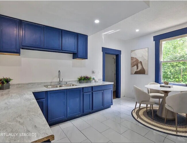 Foto del edificio - 812 Fairbanks Ave