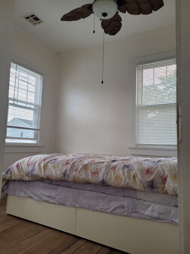 Bedroom - 349 E Riviera Ave