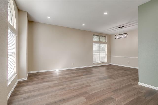 Foto del edificio - 7550 Deerlodge Trail