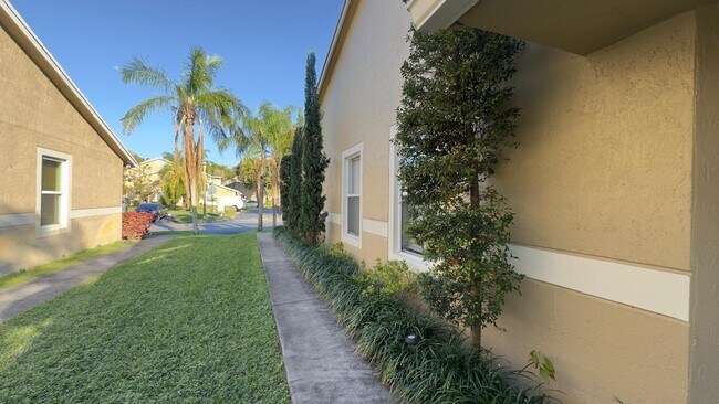 Foto del edificio - 5811 NW 57th Ave