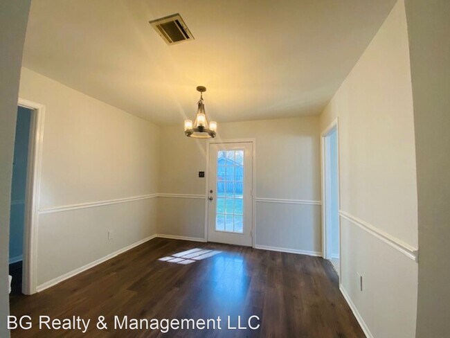 Building Photo - 3 br, 2 bath House - 118 Briar Green Drive