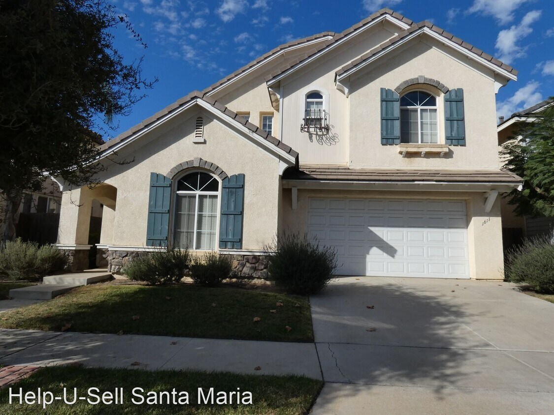 Primary Photo - 3 br, 2.5 bath House - 1611 Belmont Court
