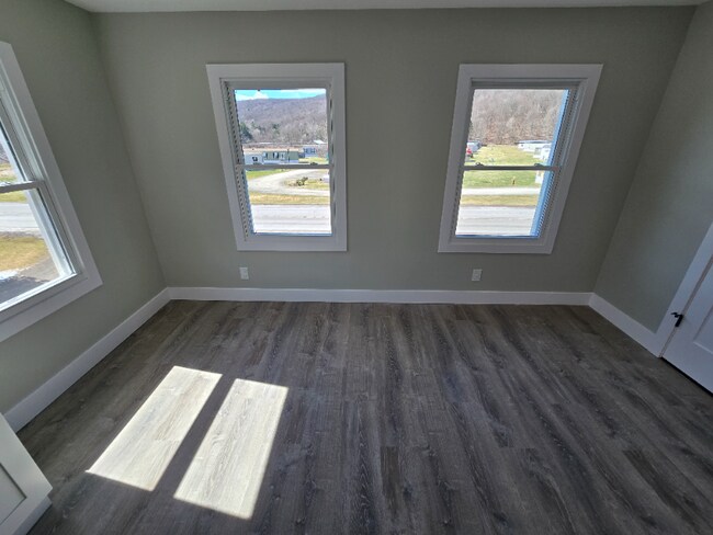 Foto del edificio - 15581 NY-28