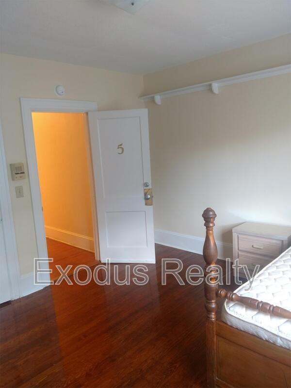 Foto del edificio - 115 Hillcrest Dr
