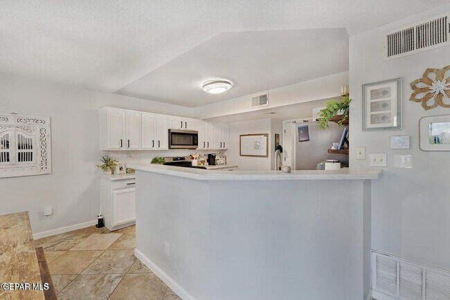 Building Photo - 11944 Mesquite Rock Dr