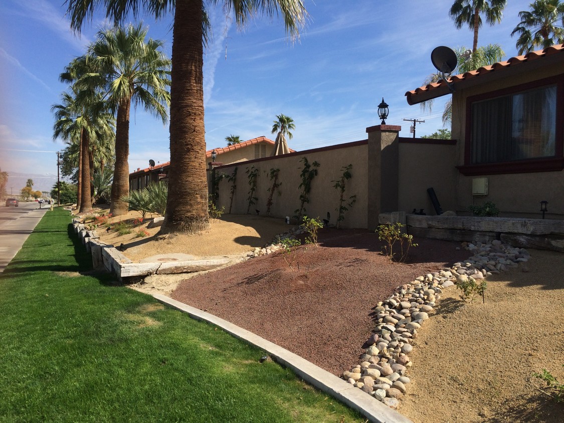 Primary Photo - 79661 Ave 42