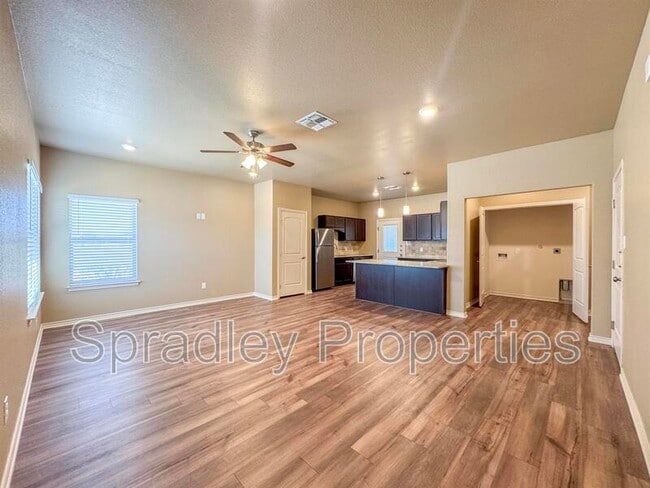 Building Photo - 1053 Hibiscus Dr