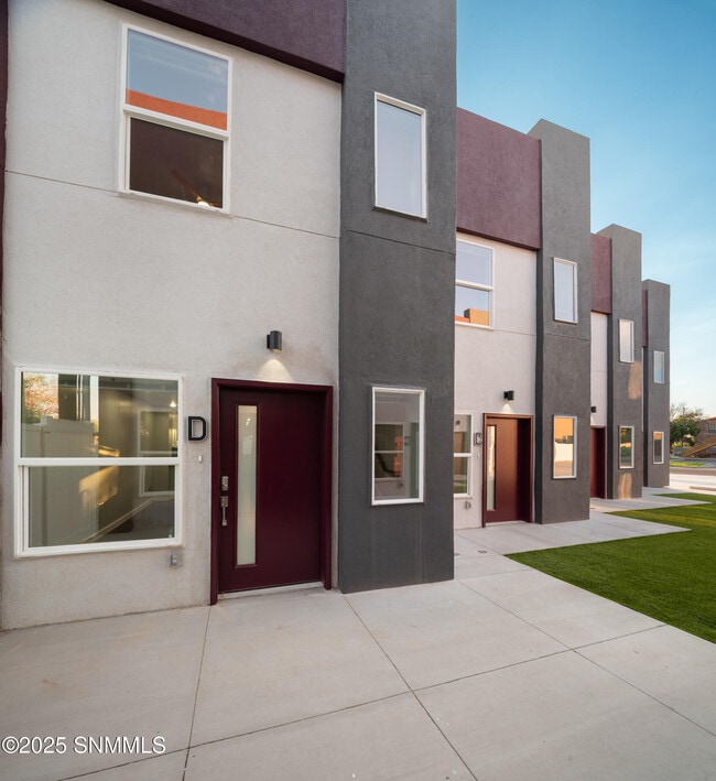 Building Photo - 1380 Monte Vista Ave