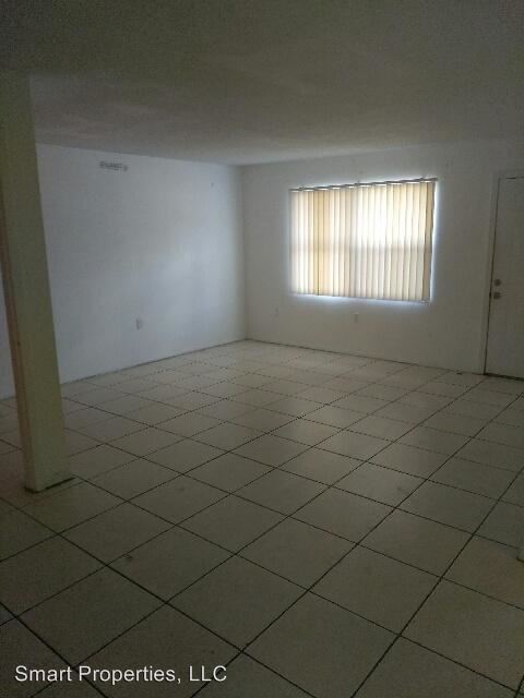 Foto del edificio - 927 Castle Way