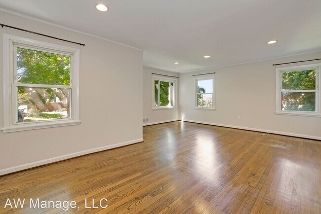 Building Photo - 3 br, 2 bath House - 3009 Blueford Rd