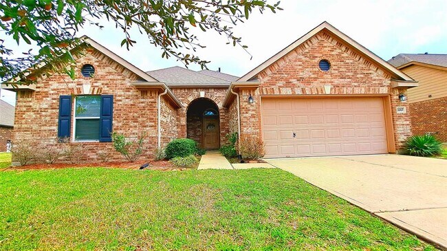 Foto del edificio - 3307 Ross Ln