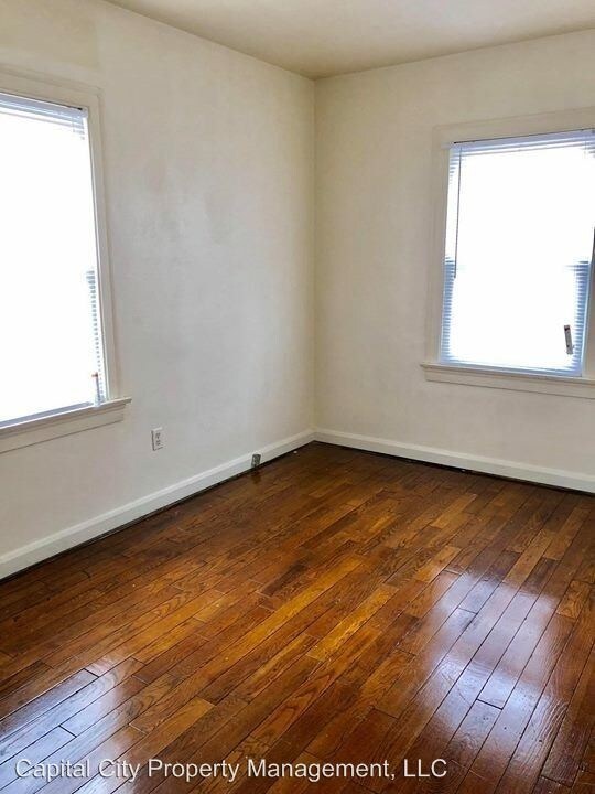 Building Photo - 3 br, 1 bath House - 2137 E Monroe