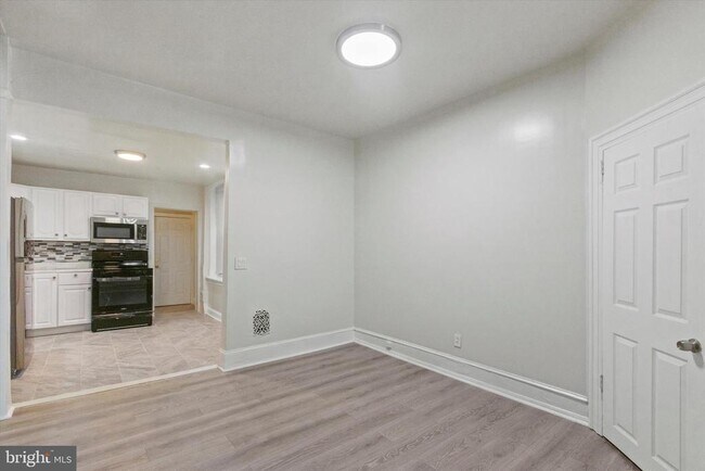 Building Photo - 2512 N Gratz St