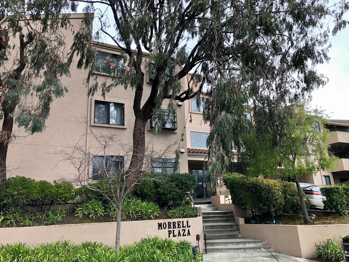 777 Morrell Ave Unit 201, Burlingame, CA 94010 Condo for Rent in