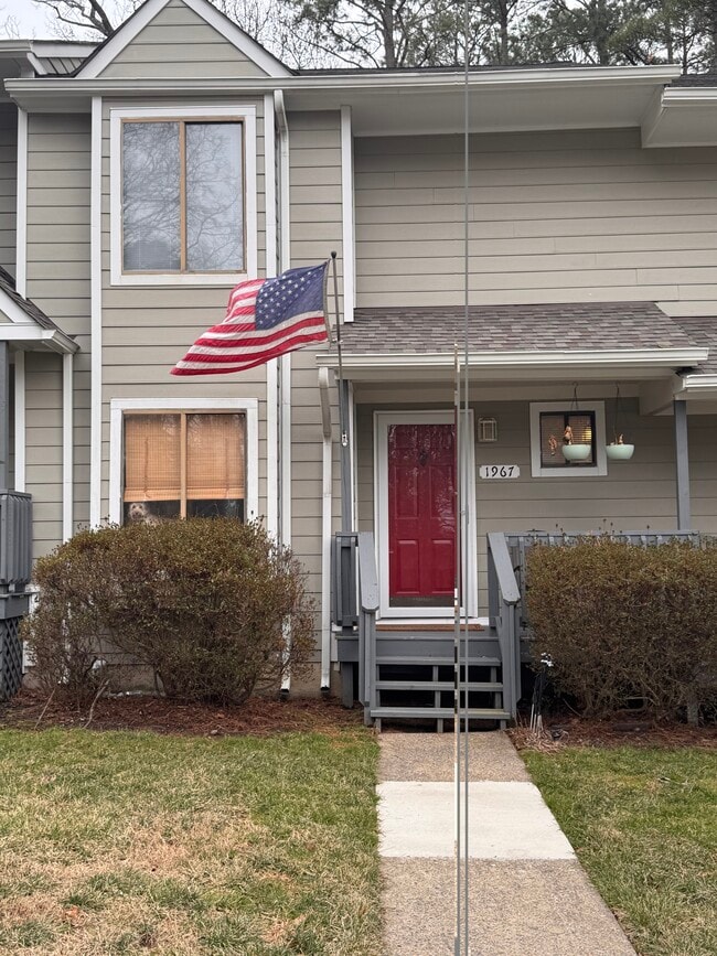 Building Photo - 1967 Airy Cir