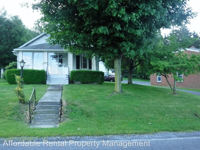 Building Photo - 14237 Edgemont Rd