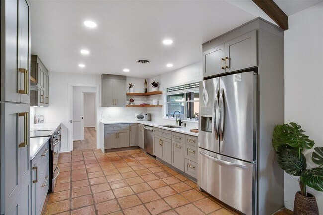 Foto del edificio - 3870 Wheat Dr