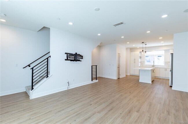 Foto del edificio - 10736 Bloomfield St