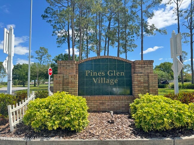 Building Photo - 18236 Webster Grove Dr