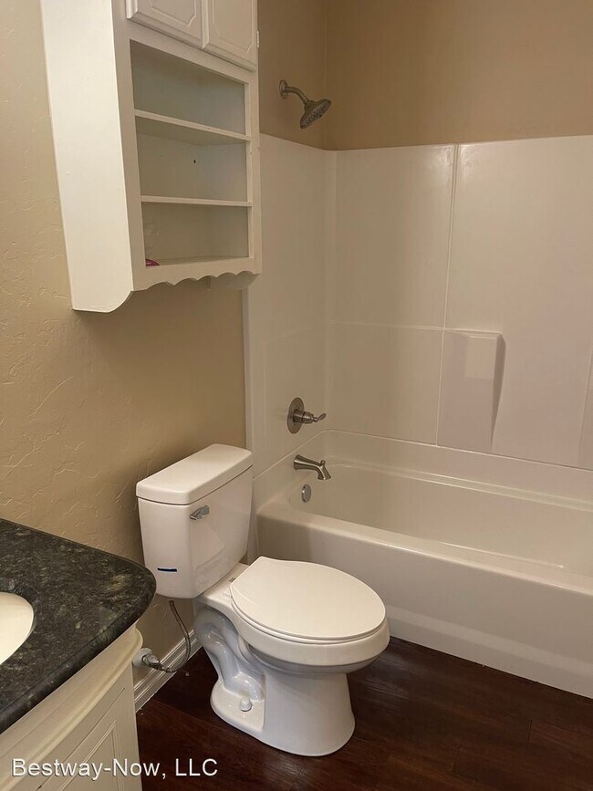 Building Photo - 2 br, 1 bath House - 7405 SE 15th Street