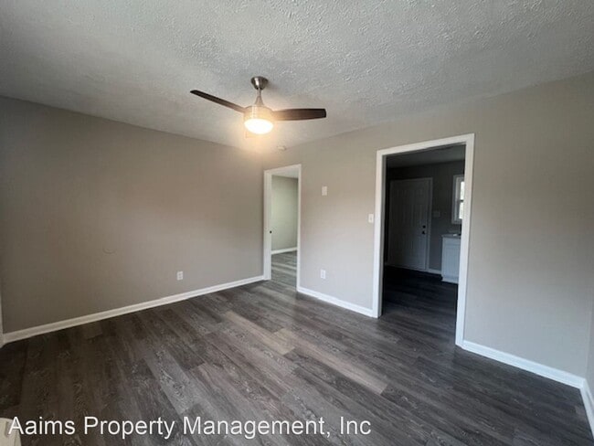 Building Photo - 1 br, 1 bath House - 4943-B Fieldcrest Drive