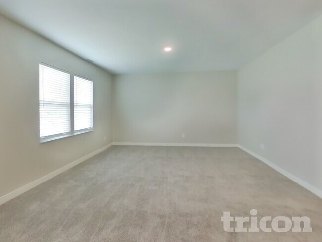 Building Photo - 1303 Eton Wy