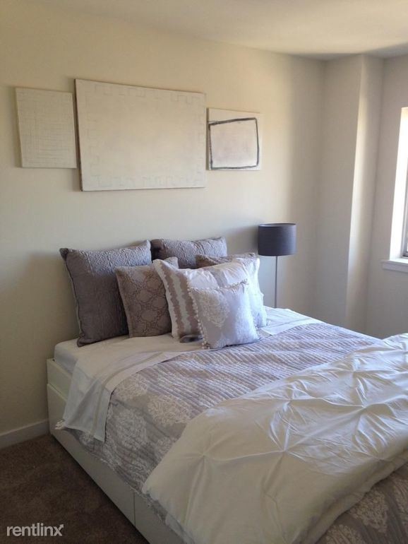 Foto del edificio - 2 br, 2 bath  - 1031 Spring St