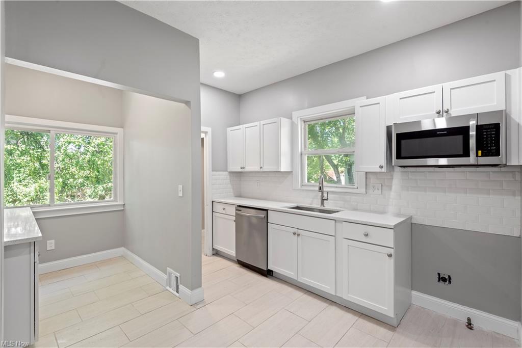 Foto principal - 13803 Mcelhattan Ave