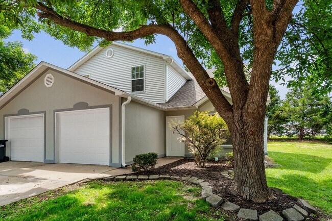 Building Photo - 3501-3503 Delmar Ct.