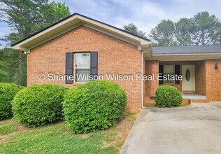 Building Photo - 2015 Kate Ann Dr