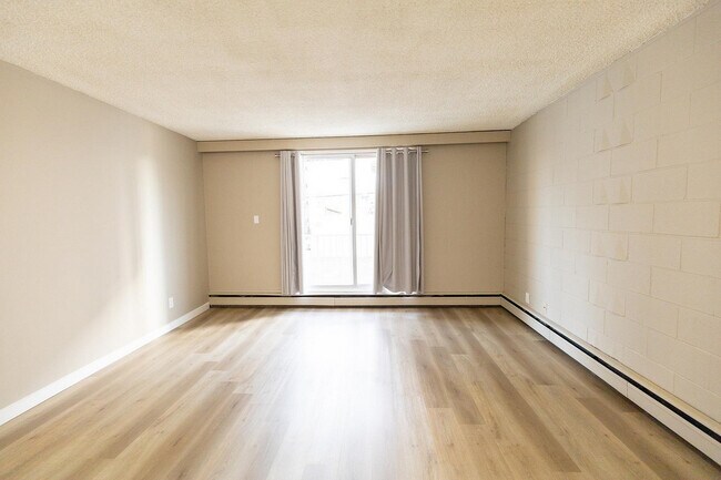 Photo du bâtiment - Beltline Apartments off 17th