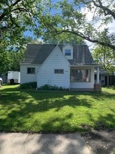 Building Photo - 24426 Columbus Ave