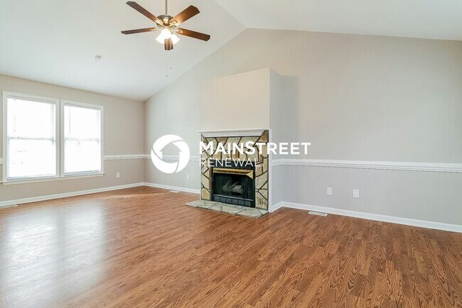 Building Photo - 120 Dullis Cir